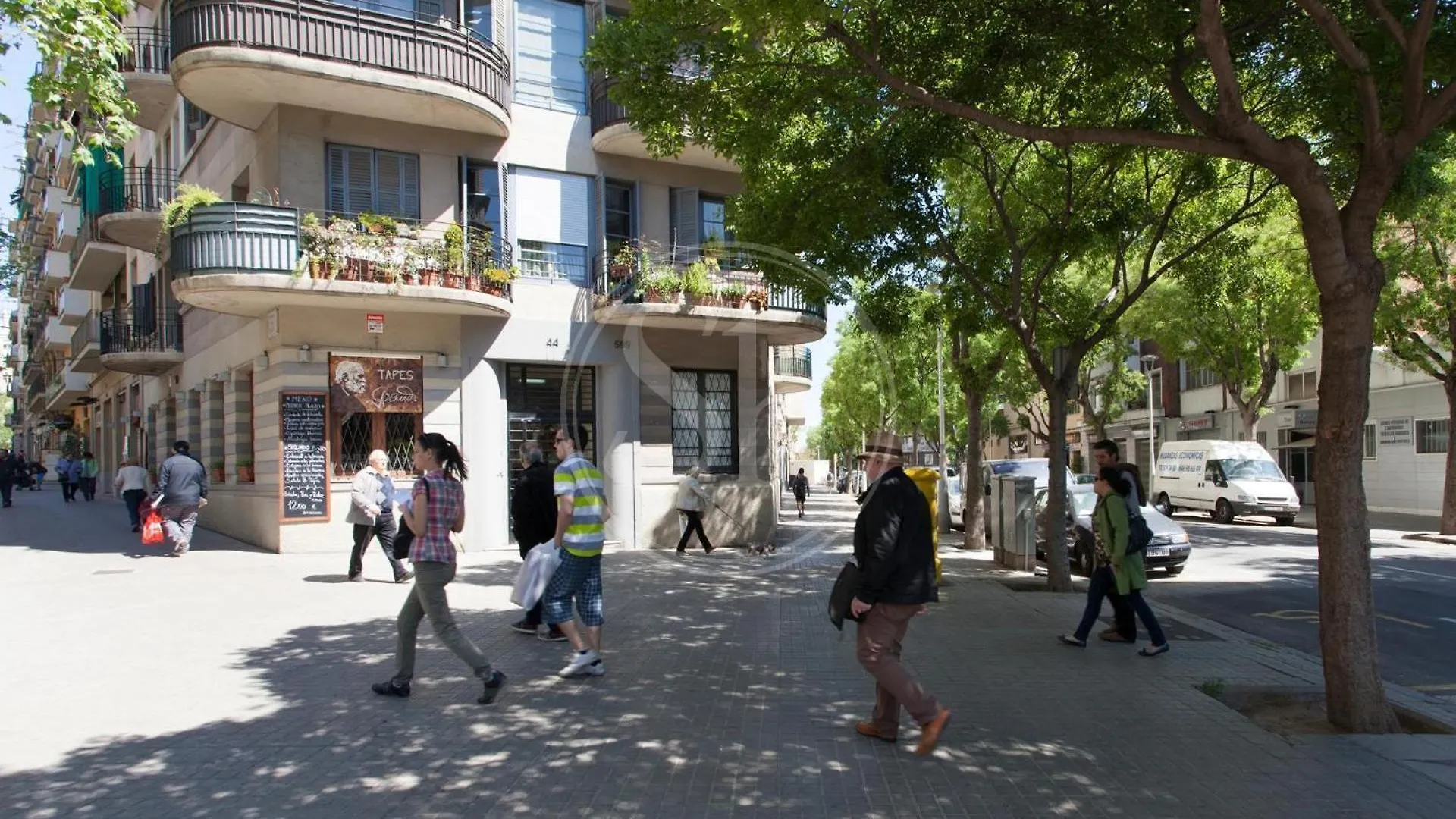 Apartment Apartamento Familiar En Avenida Gaudi Barcelona Spain